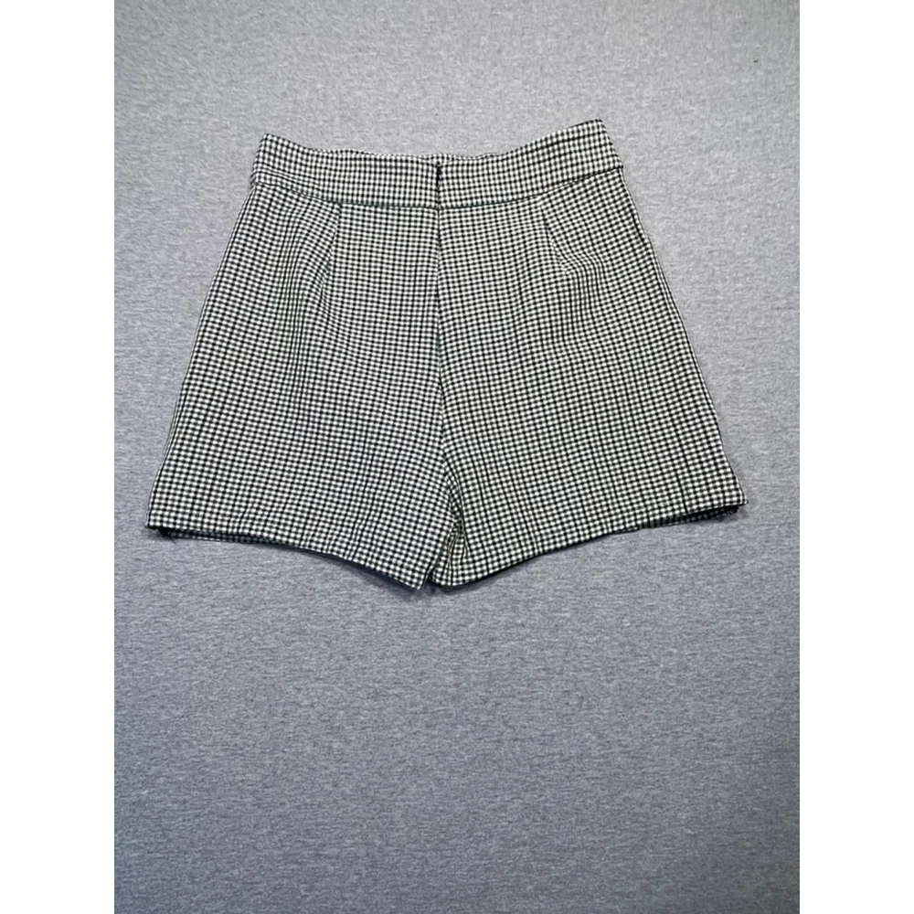 Women's Zara Green & Black Plaid Skort Size small - Picture 5 of 5
